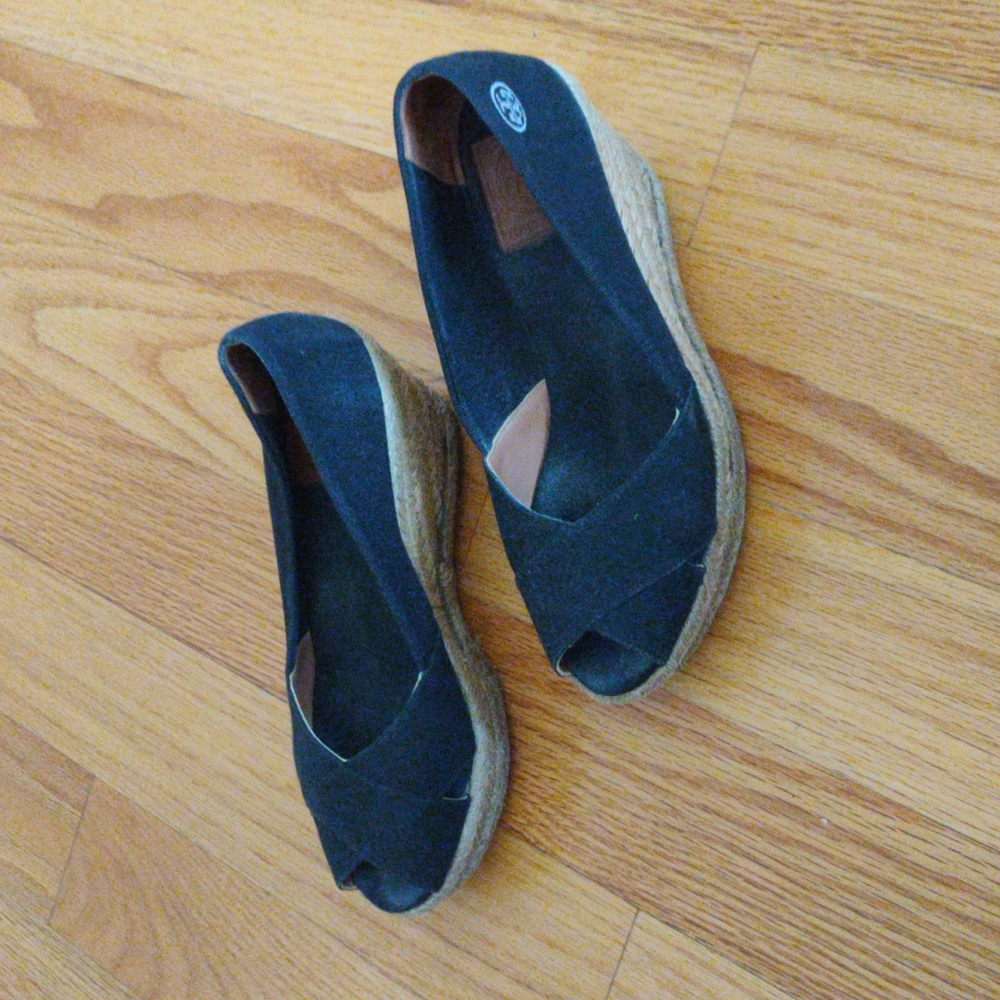 Tory Burch wedges - Picture 3 of 7